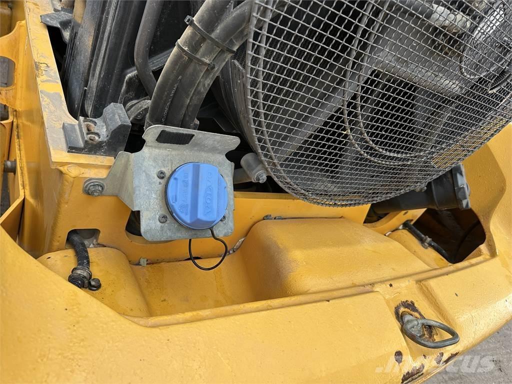 Volvo BM L70H FEL`s