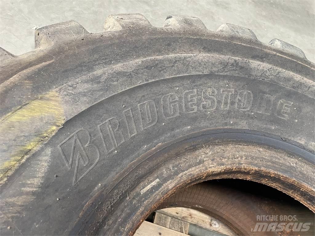  23.5xR25 Bridgestone dæk Tyres, wheels and rims