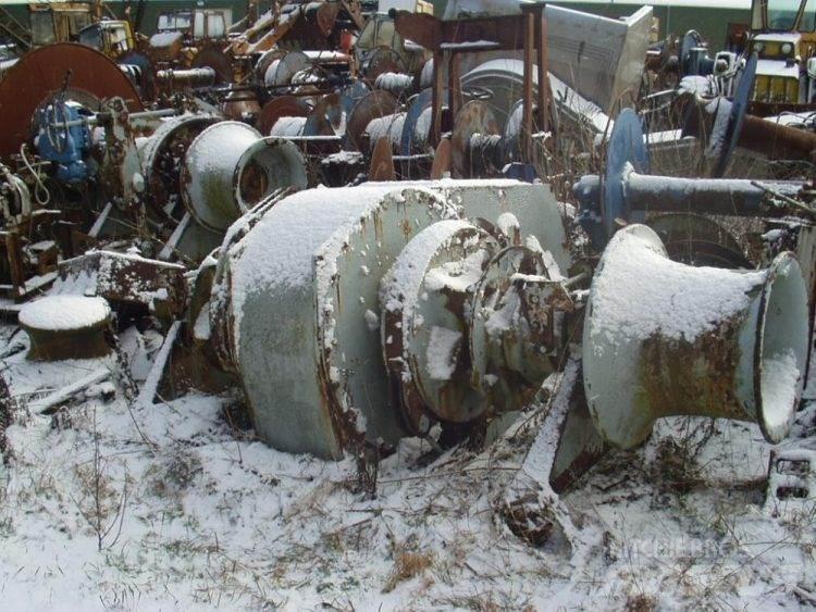  Ankerspil ex. Hvidbjørn Winches, hoists and material lifts