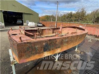  Arbejdsbåd uden motor. Work boats / barges