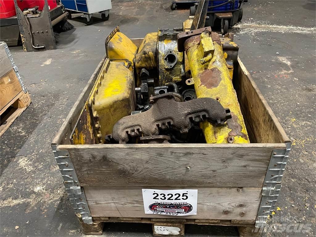  Diverse dele ex. Cat 3304 Engines