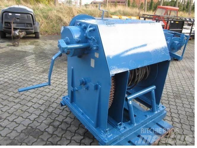  Mek. håndspil Hoists, winches and material elevators