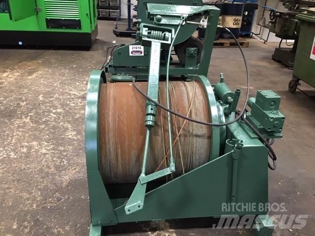  Spil, hydraulisk Hoists, winches and material elevators