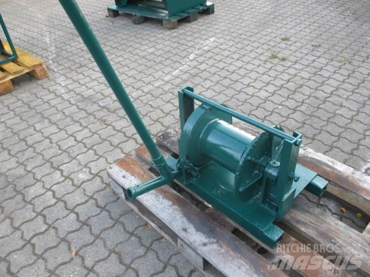  Spil, mek. til 5/8 kædetræk Winches, hoists and material lifts