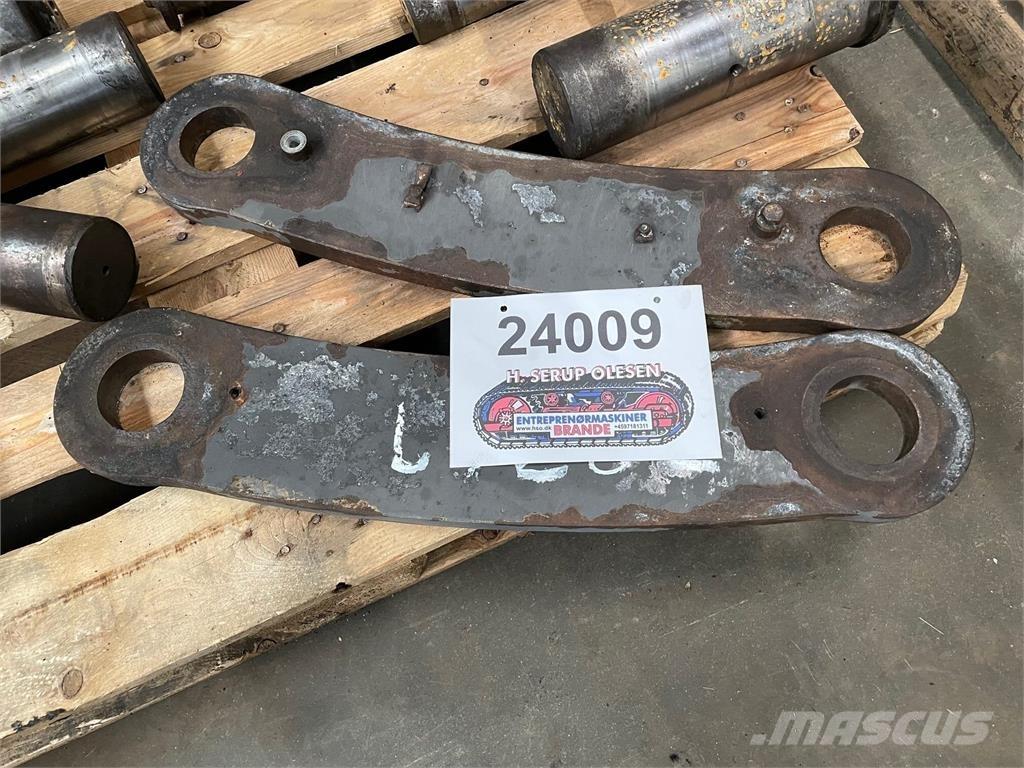 Volvo L120E Link Arm Other components
