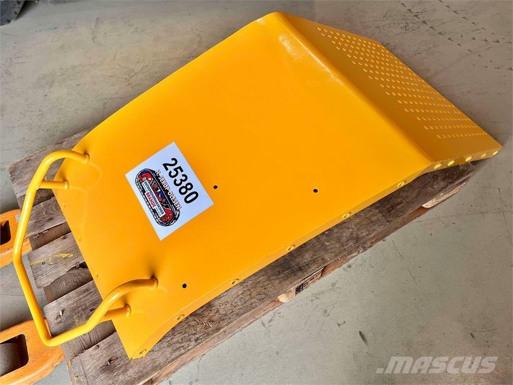 Volvo L120F bagskærm Other components