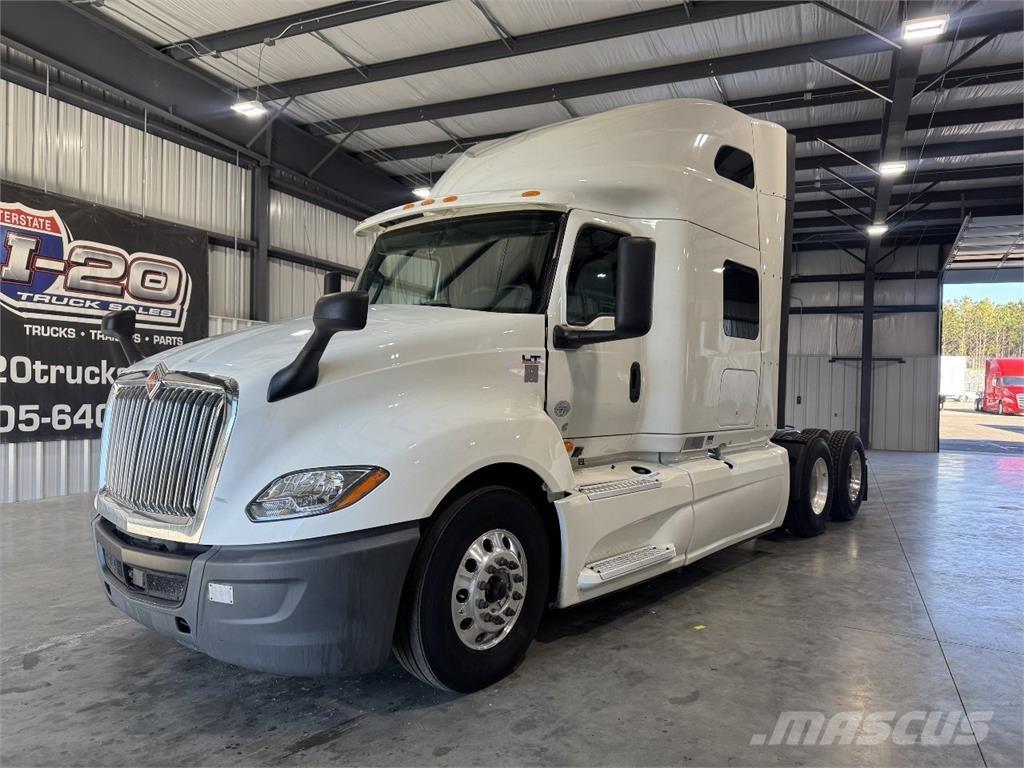 International LT625 Truck Tractor Units