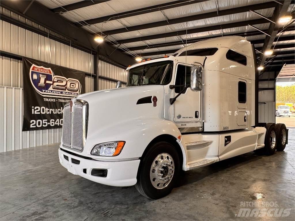 Kenworth T660 Truck Tractor Units