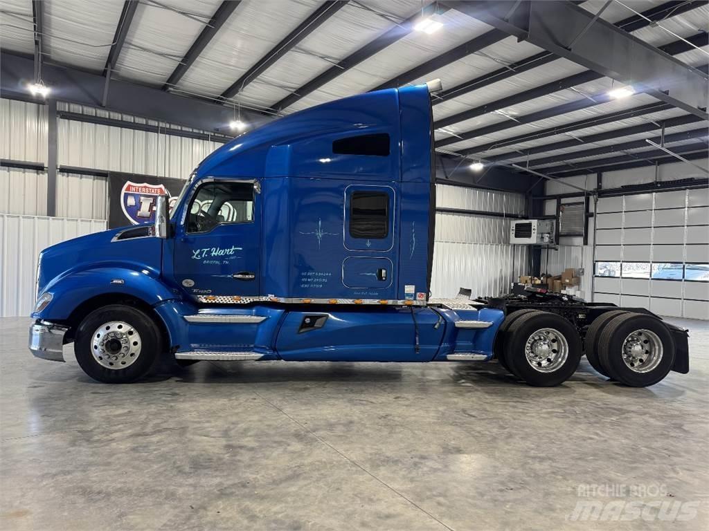Kenworth T680 Truck Tractor Units