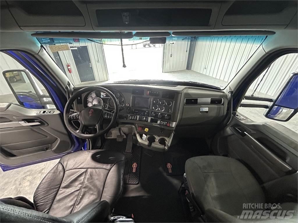 Kenworth T680 Truck Tractor Units