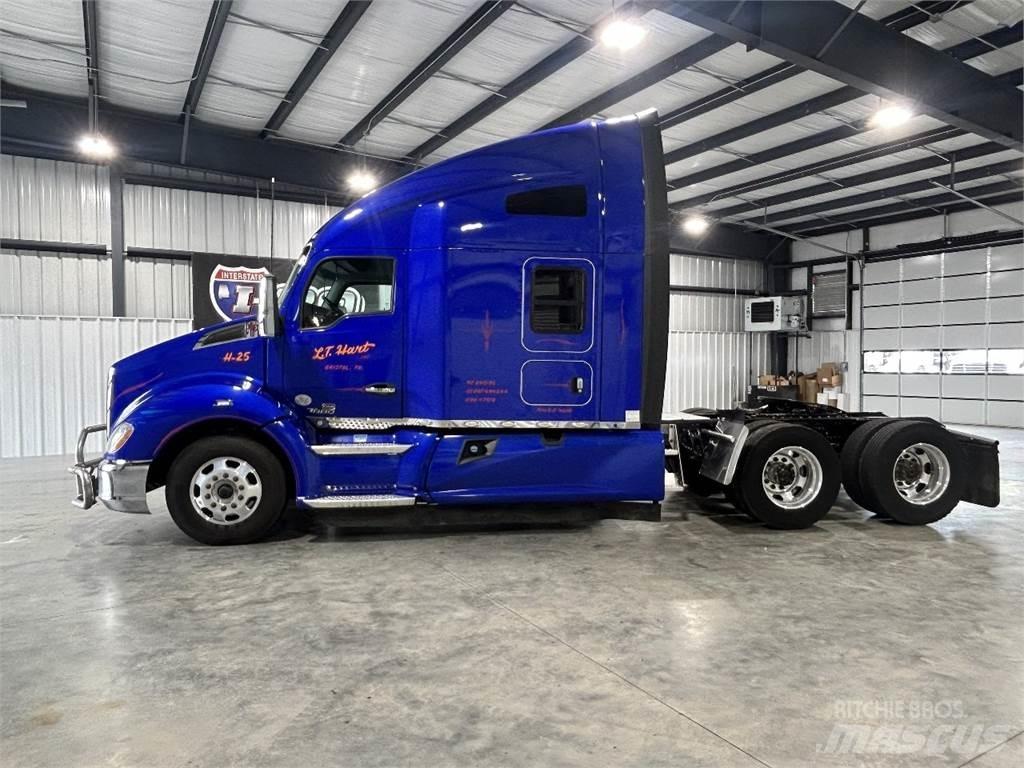 Kenworth T680 Truck Tractor Units