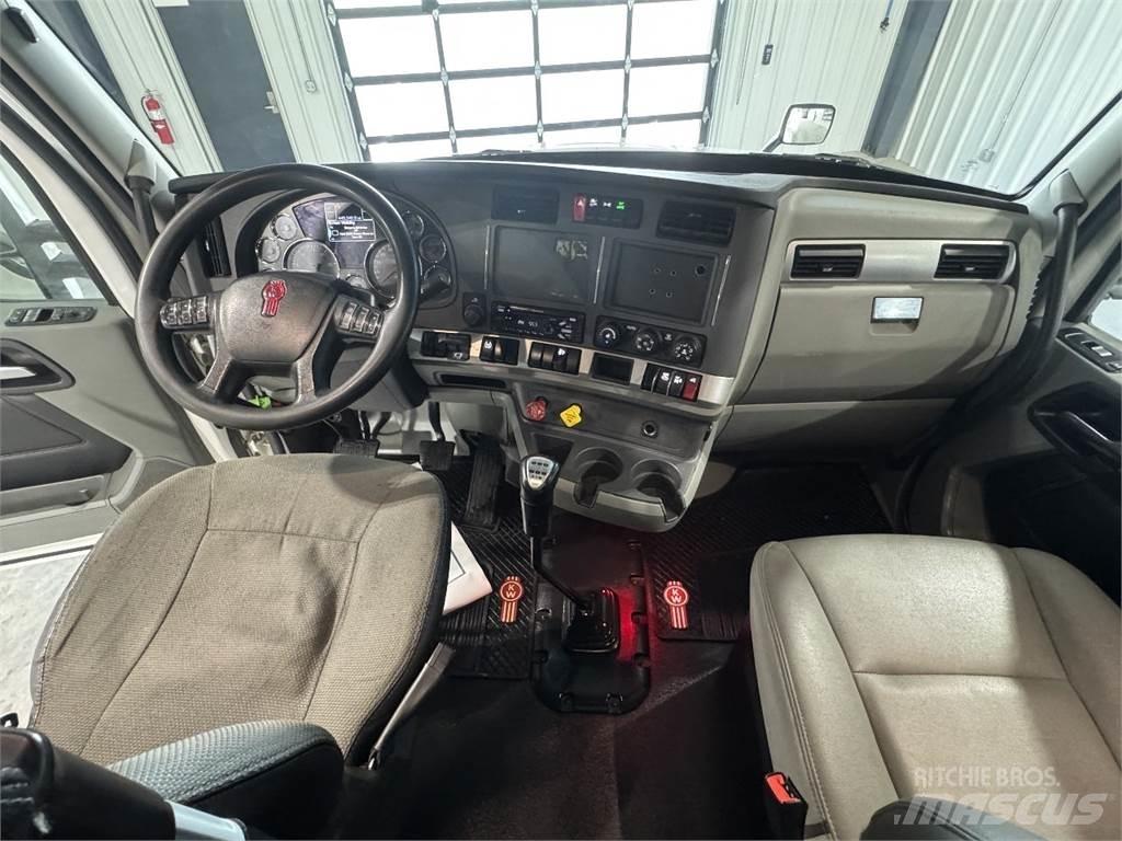 Kenworth T680 Truck Tractor Units