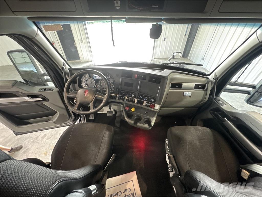 Kenworth T680 Truck Tractor Units