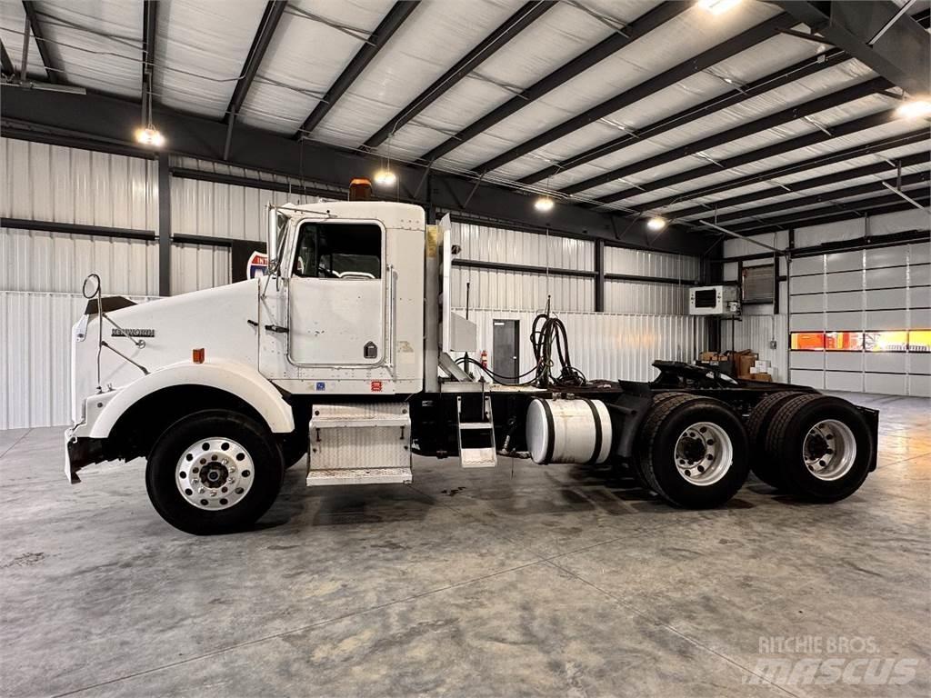 Kenworth T800 Truck Tractor Units