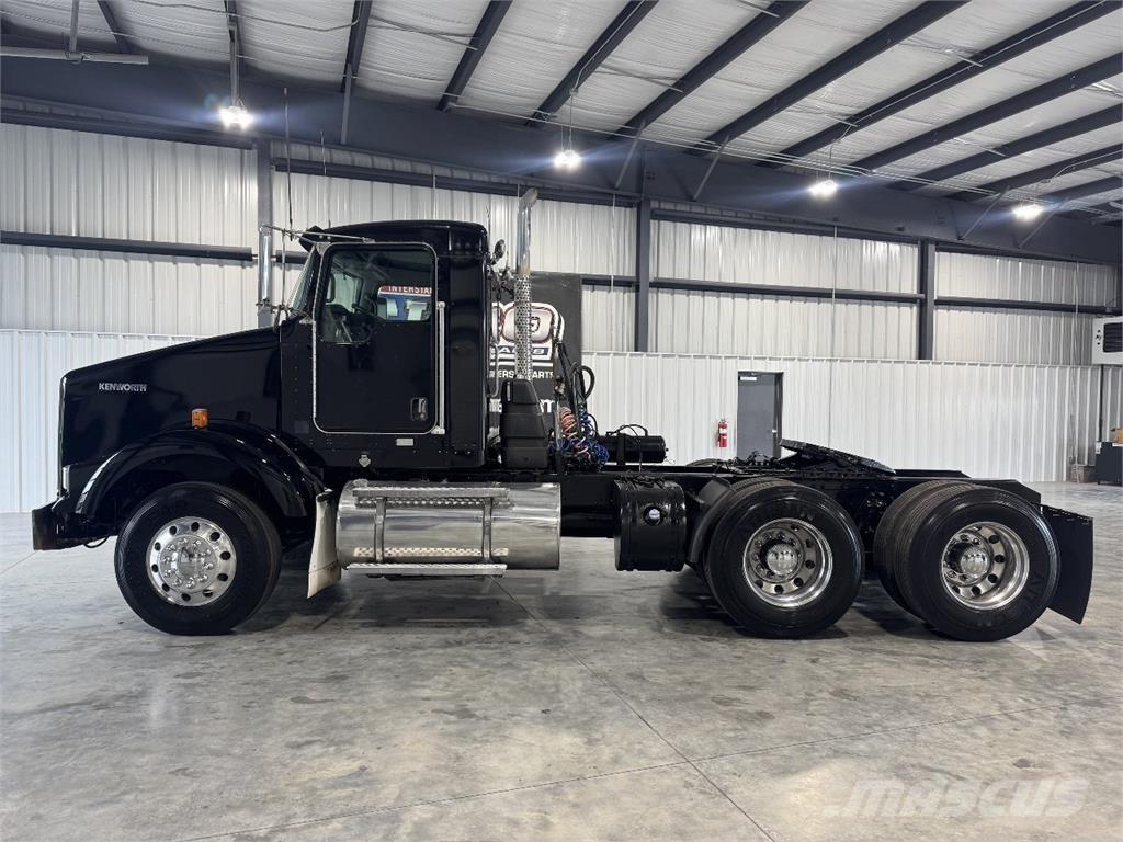 Kenworth T800 Truck Tractor Units