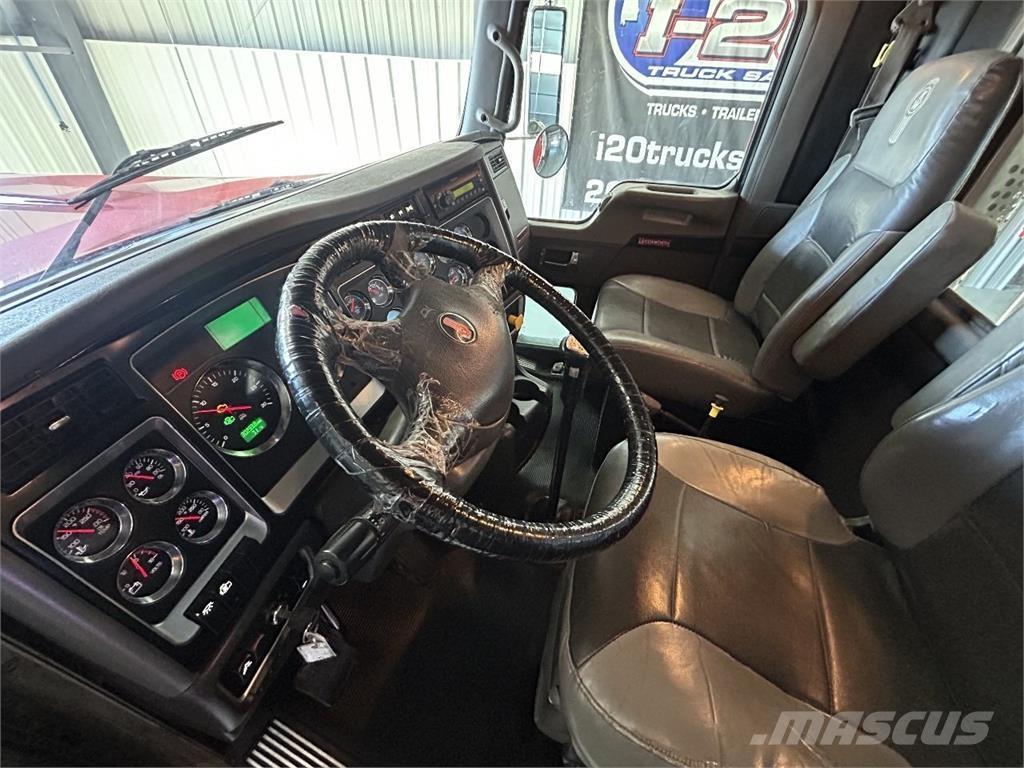 Kenworth W900 Truck Tractor Units