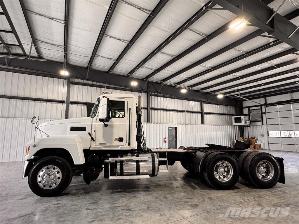 Mack Pinnacle Truck Tractor Units