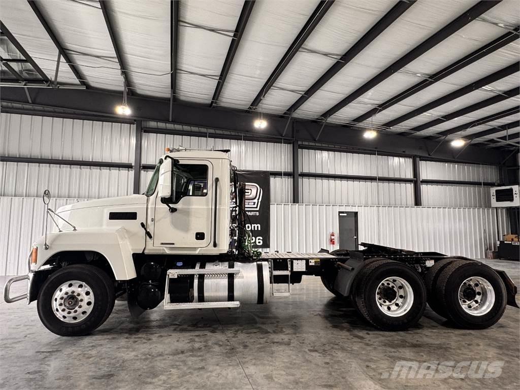 Mack Pinnacle Truck Tractor Units