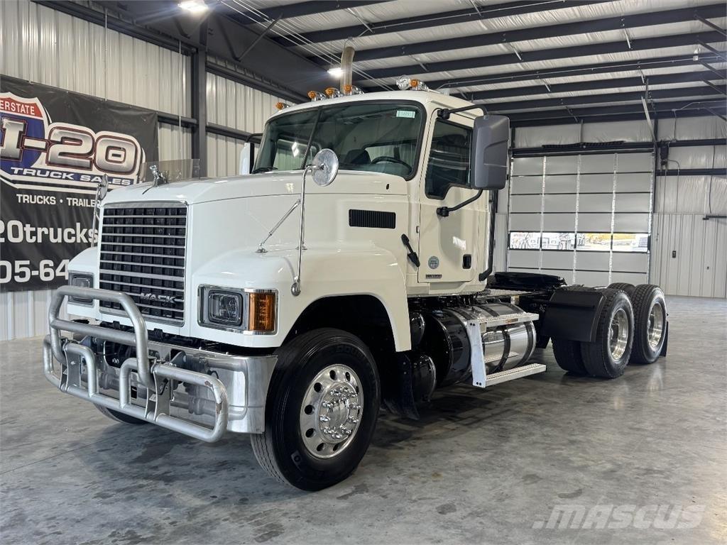 Mack Pinnacle Truck Tractor Units