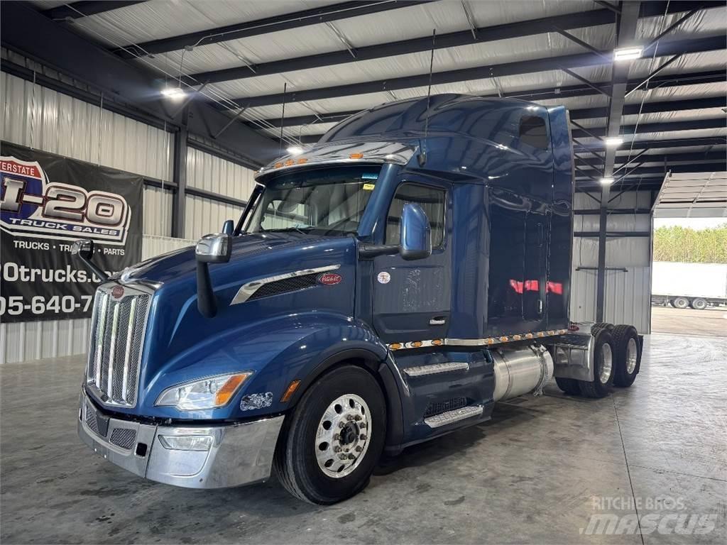 Peterbilt 579 Truck Tractor Units