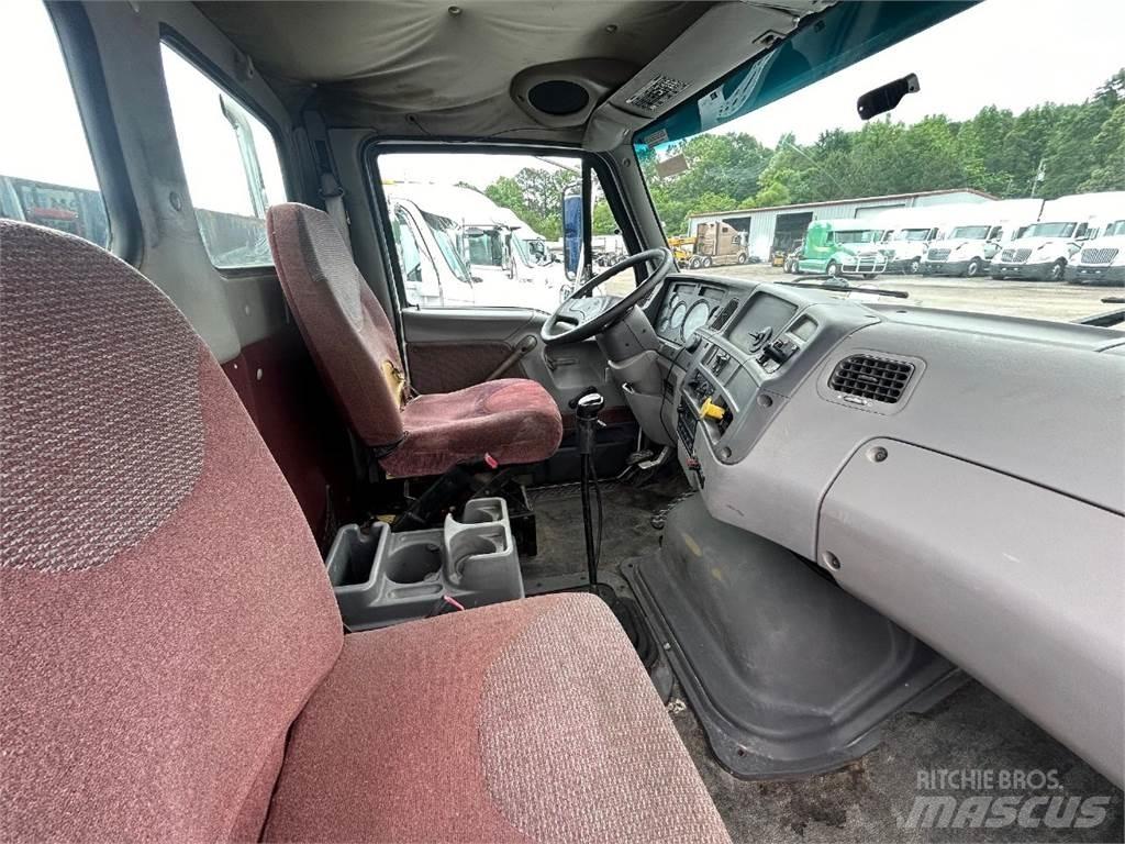 Sterling L7500 Flatbed/Dropside trucks