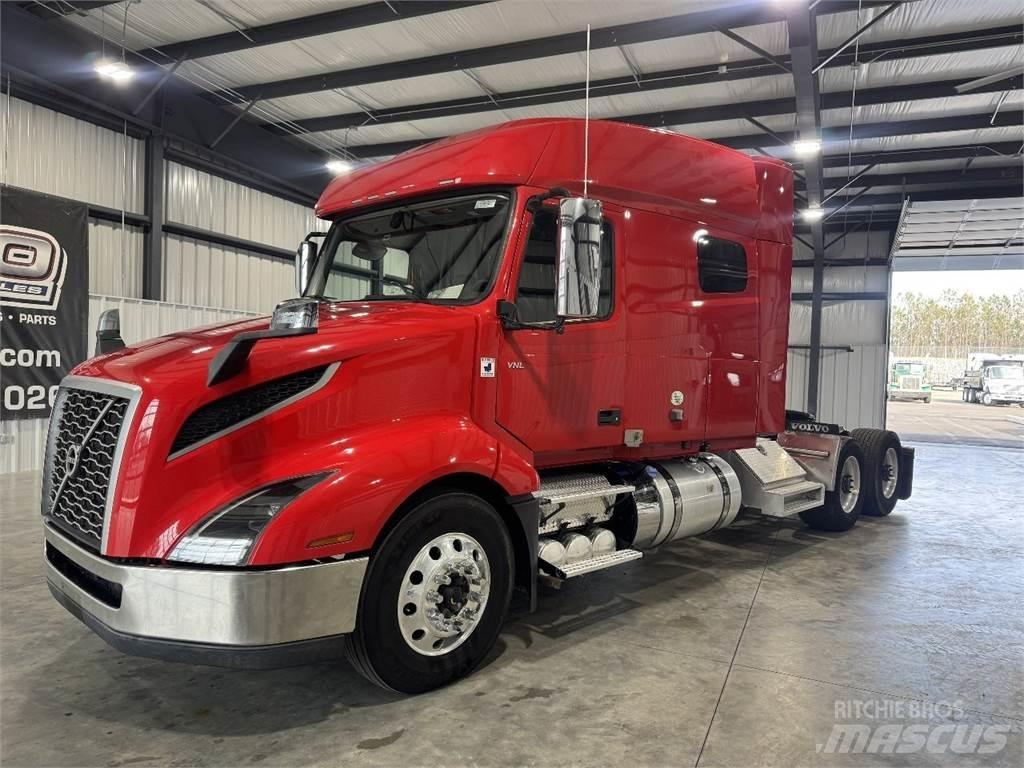 Volvo VNL64T740 Truck Tractor Units