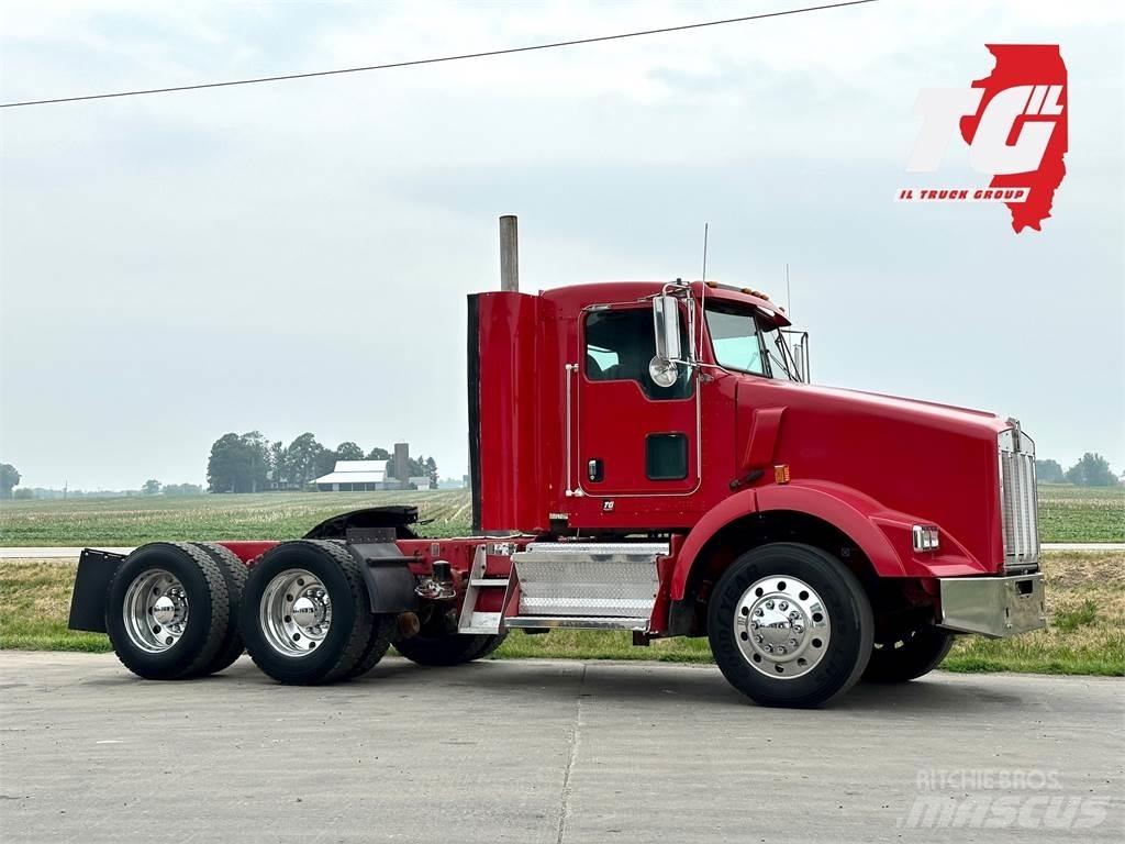 Kenworth T800 Truck Tractor Units