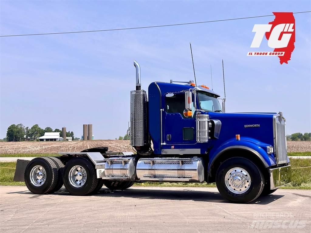 Kenworth W900 Truck Tractor Units