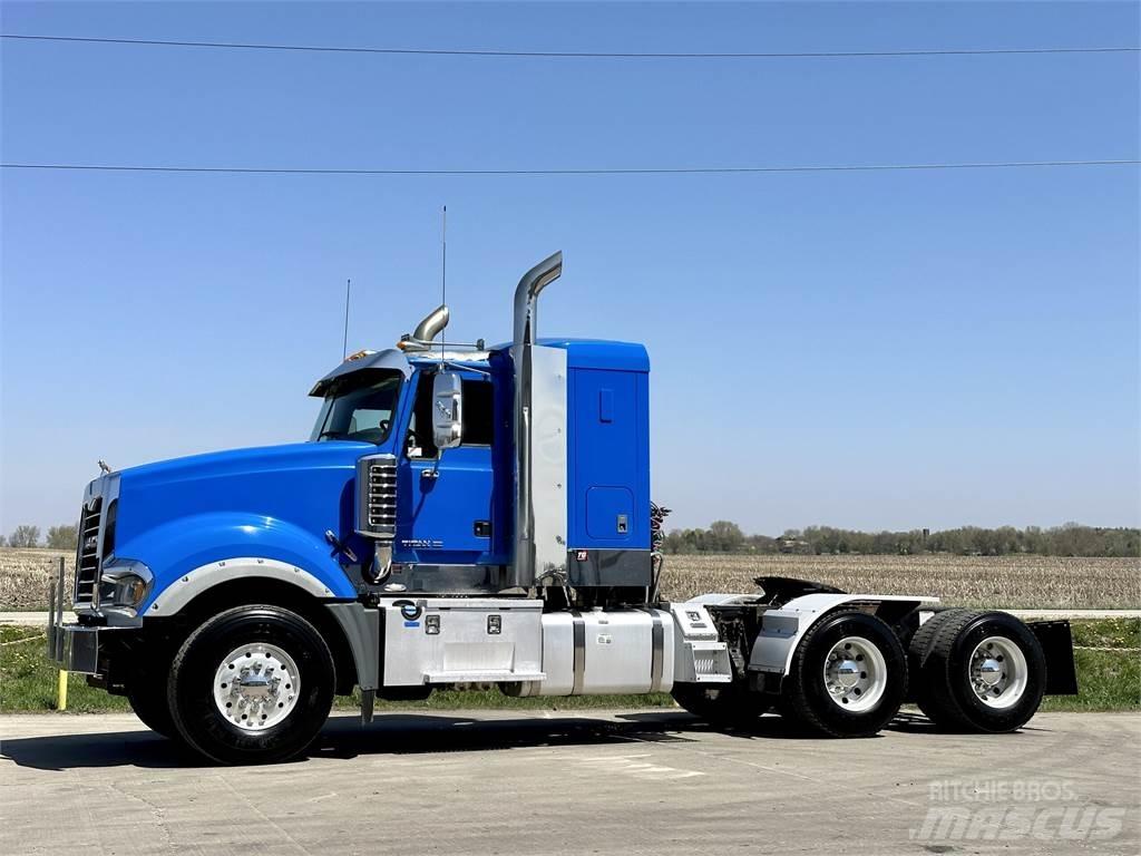 Mack Titan TD713 Truck Tractor Units