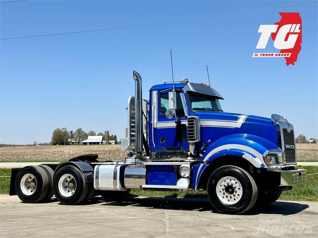 Mack Titan TD713 Truck Tractor Units