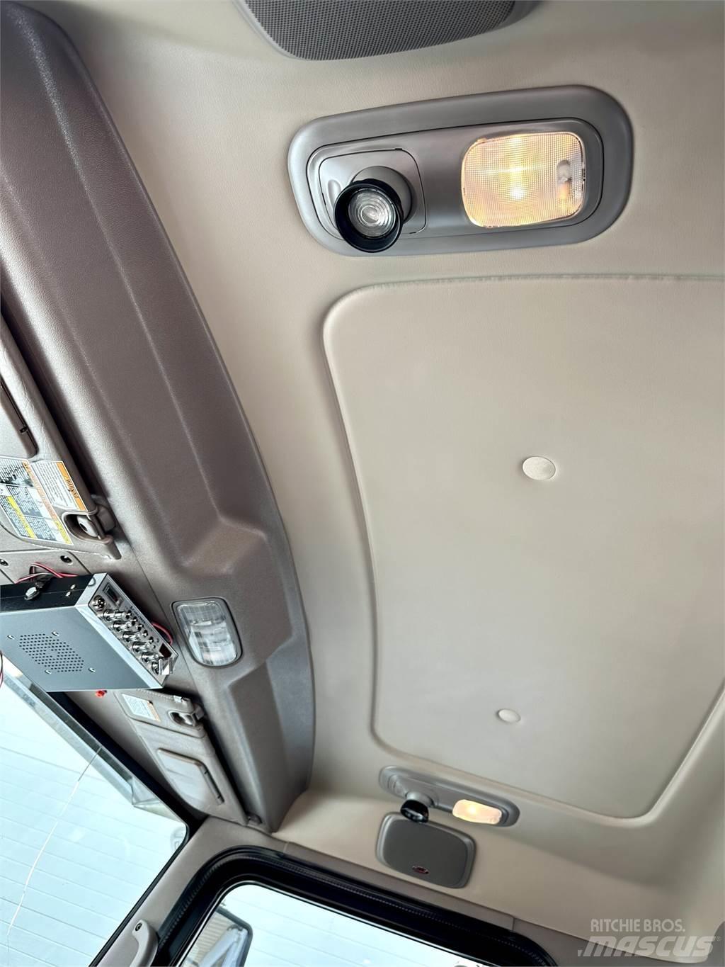 Peterbilt 389 Truck Tractor Units