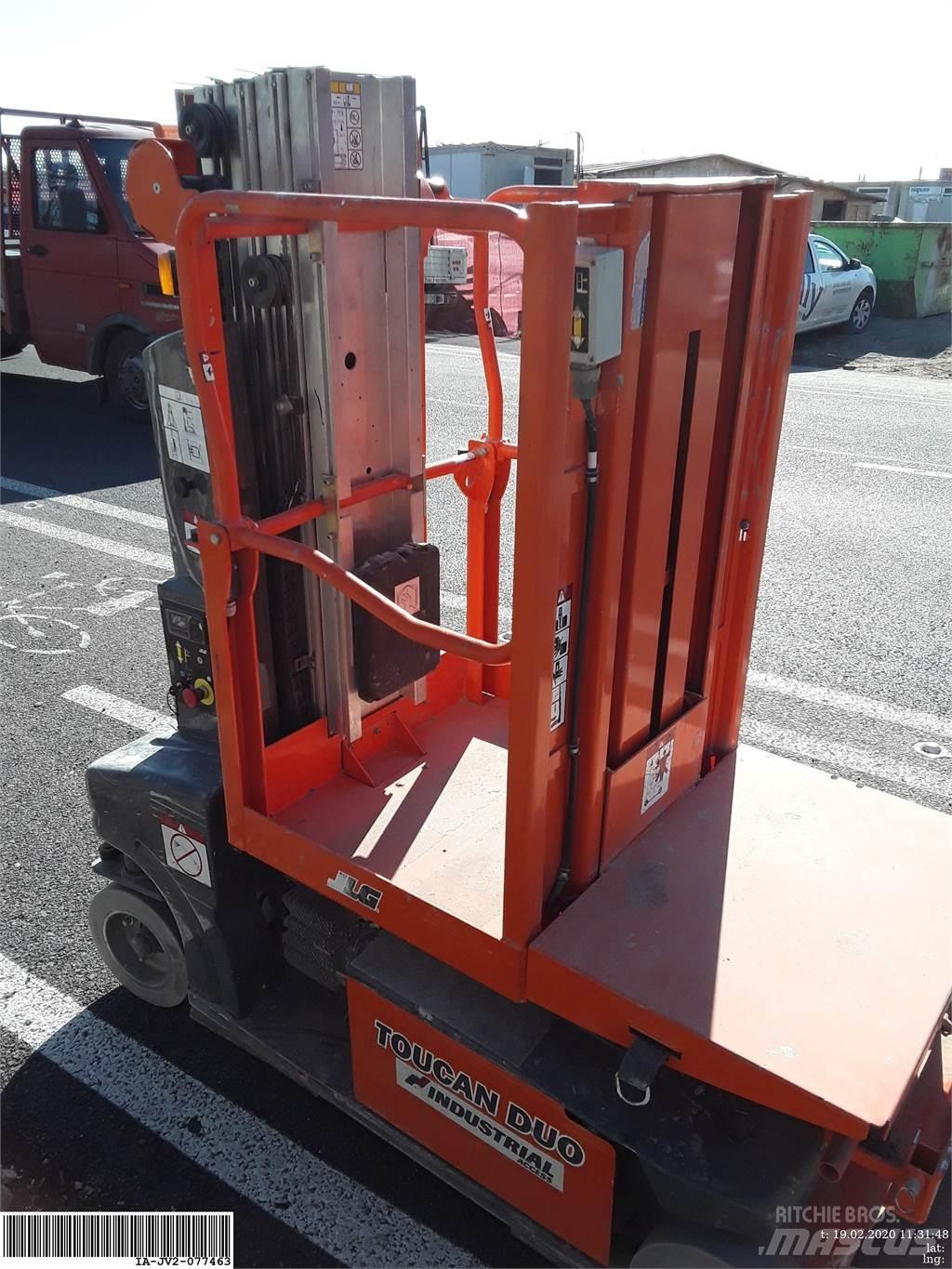 JLG Toucan duo Vertical mast lifts