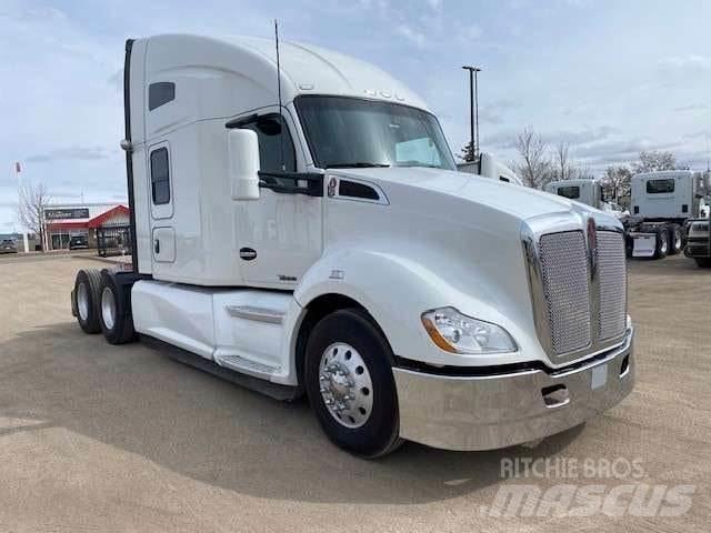 Kenworth T680 Truck Tractor Units