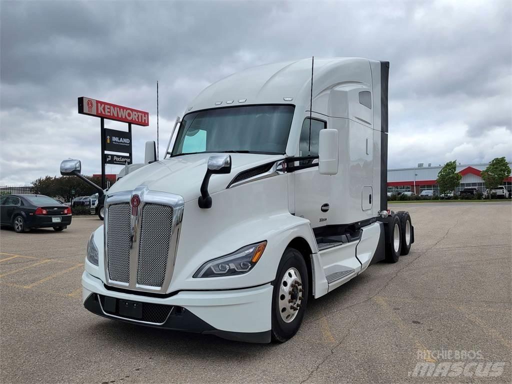 Kenworth T680 Truck Tractor Units