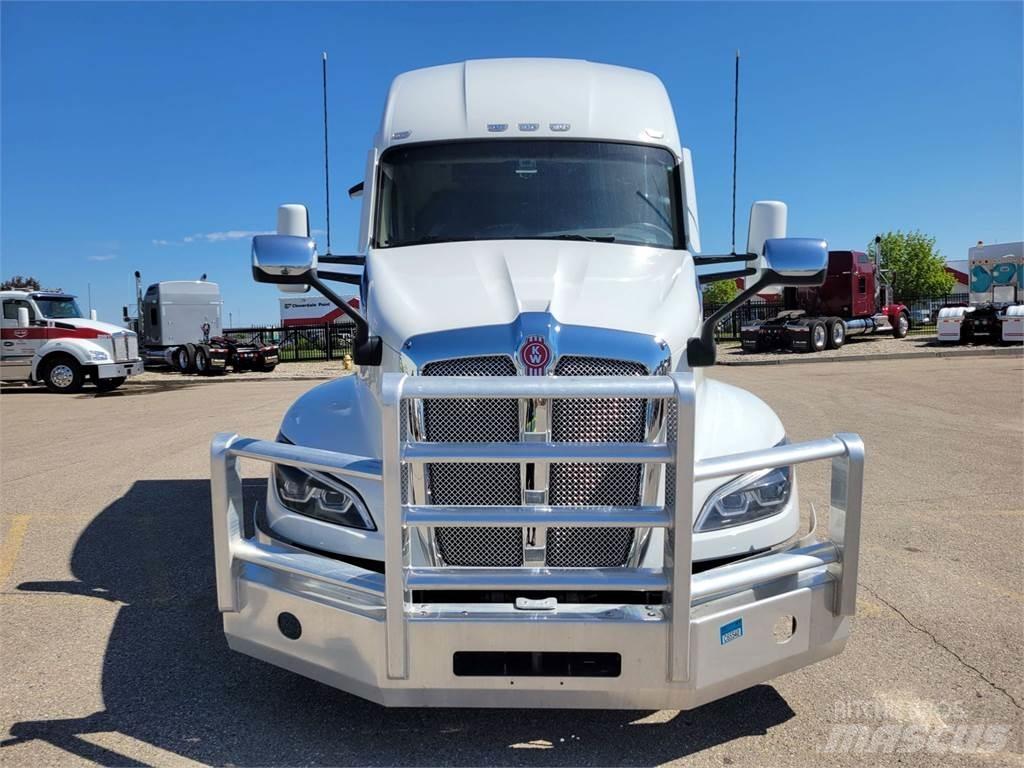 Kenworth T680 Truck Tractor Units