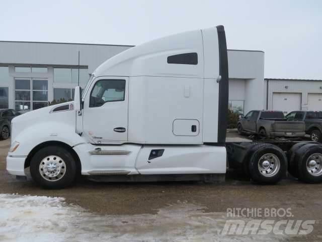 Kenworth T680 Truck Tractor Units