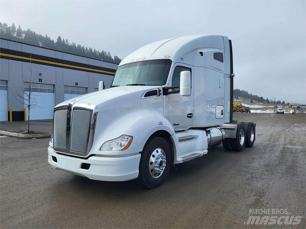 Kenworth T680 Truck Tractor Units