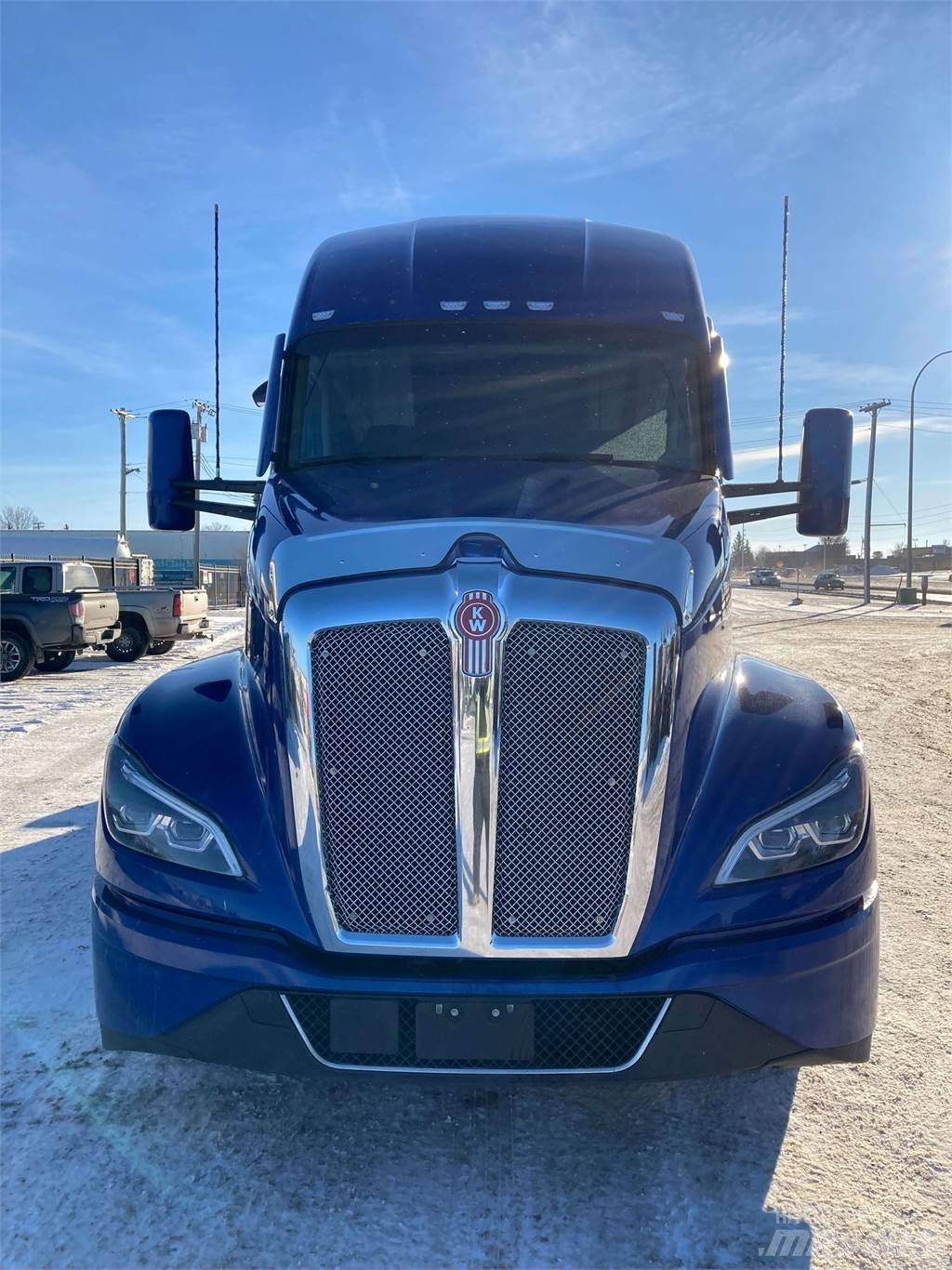 Kenworth T680 Truck Tractor Units
