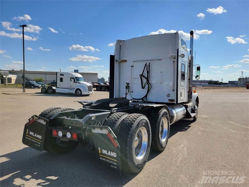 Kenworth T800 Truck Tractor Units
