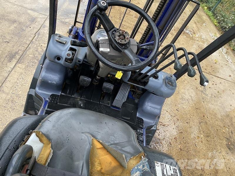 Komatsu FD25T-12 Other