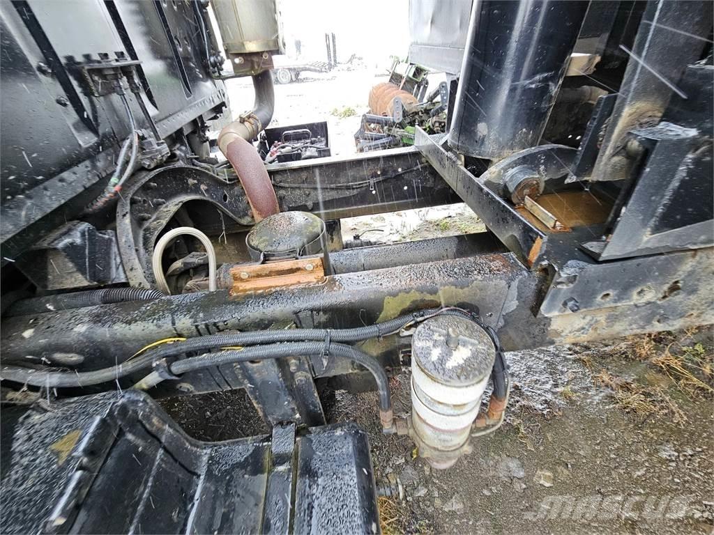Ford L9000 Other components