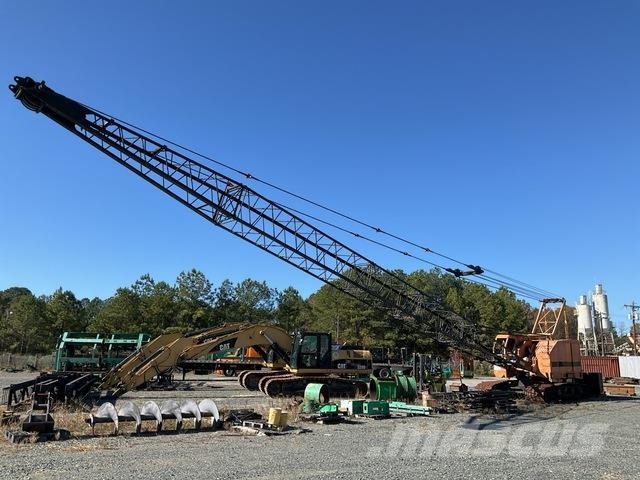 American 5299C Tracked cranes
