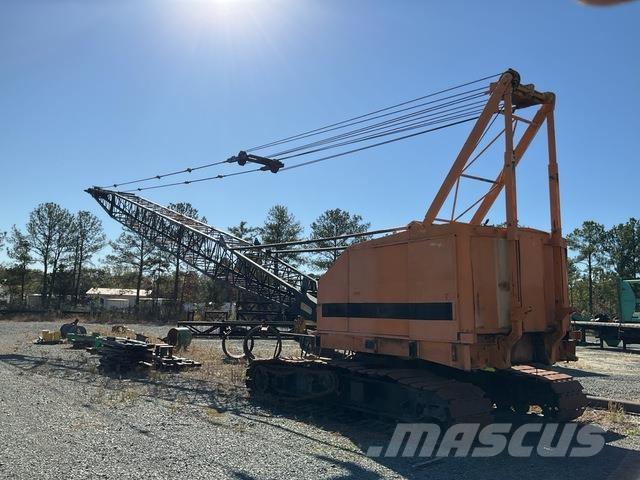 American 5299C Tracked cranes