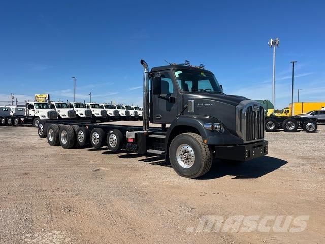 Autocar DC64 Cabins and interior