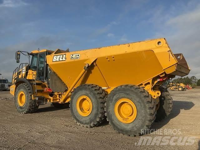 Bell B30E Articulated Haulers