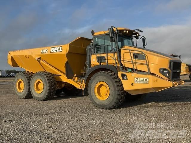 Bell B30E Articulated Haulers