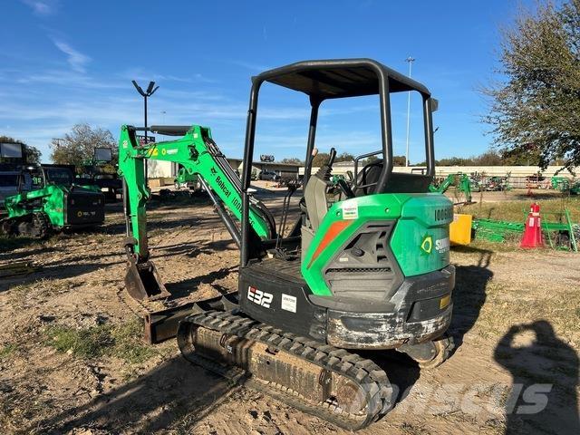 Bobcat E32 Crawler excavators