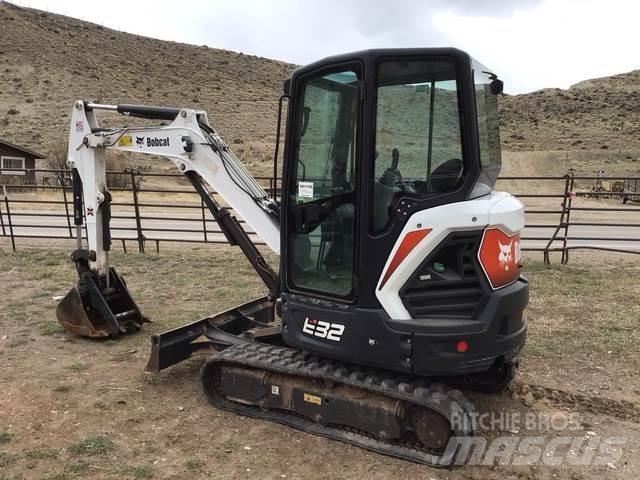 Bobcat E32i Crawler excavators