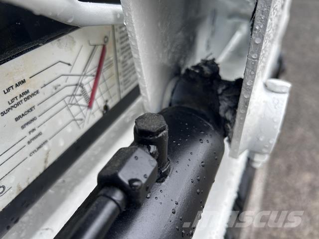 Bobcat S100 Skid steer loaders