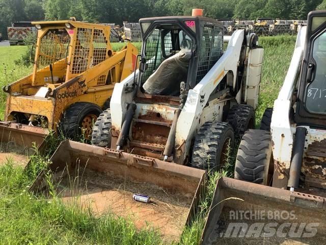 Bobcat S250 Skid steer loaders